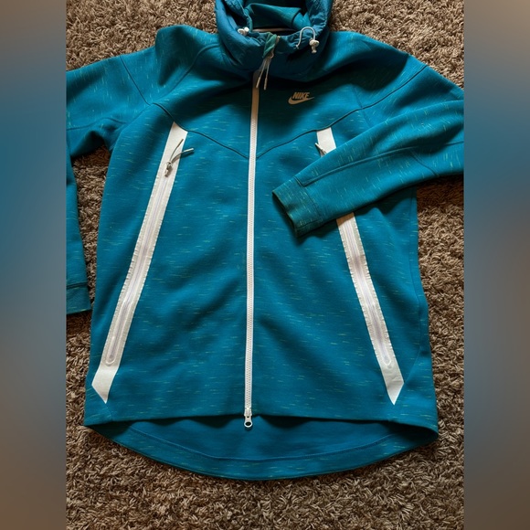 Blue Nike Tech Fleece Hoodie Jacket - Picture 3 of 7